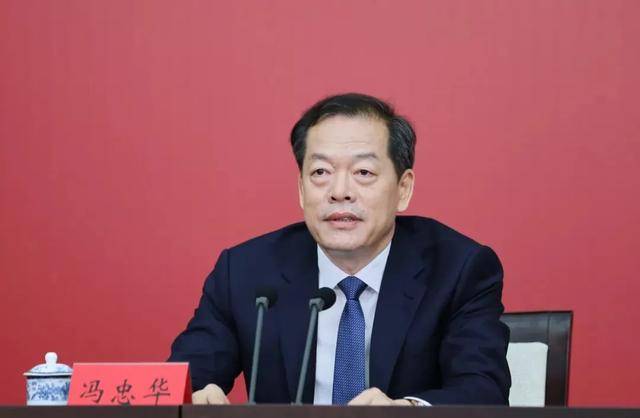 高知联vs特格瓦嘉洛宫崎
_新任广州市委书记走访看望老同志