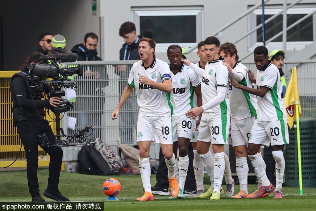 山形山神vs鸟栖沙岩_AC米兰1-0维罗纳：普利西奇半场补时绝杀山形山神vs鸟栖沙岩，战术与情感交织的精彩瞬间