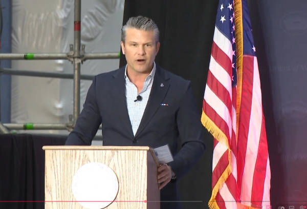 瓦埃勒vs米迪兰特
_美防长:我们忙着当世界警察瓦埃勒vs米迪兰特
,看看中国在干啥