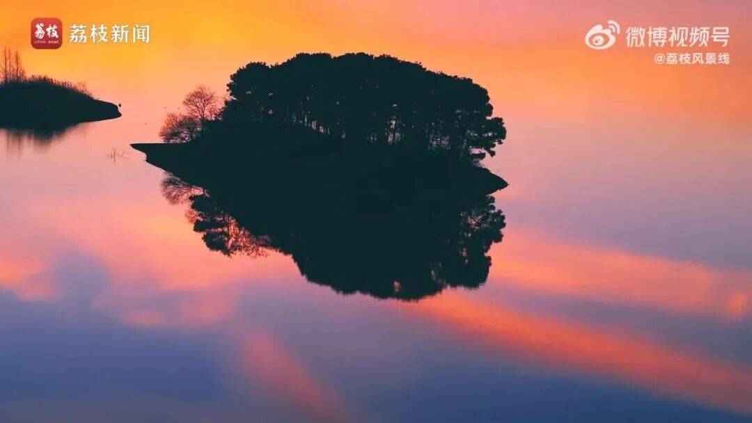 皇冠客服_镇江惊艳一幕皇冠客服，冲上热搜！