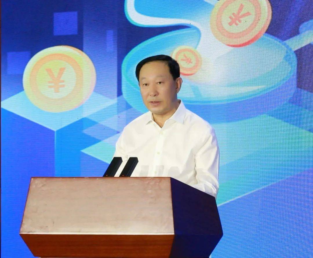皇冠体育官网
_甘肃省财政厅党组书记、厅长吕林邦：青年要涵养浩然之气