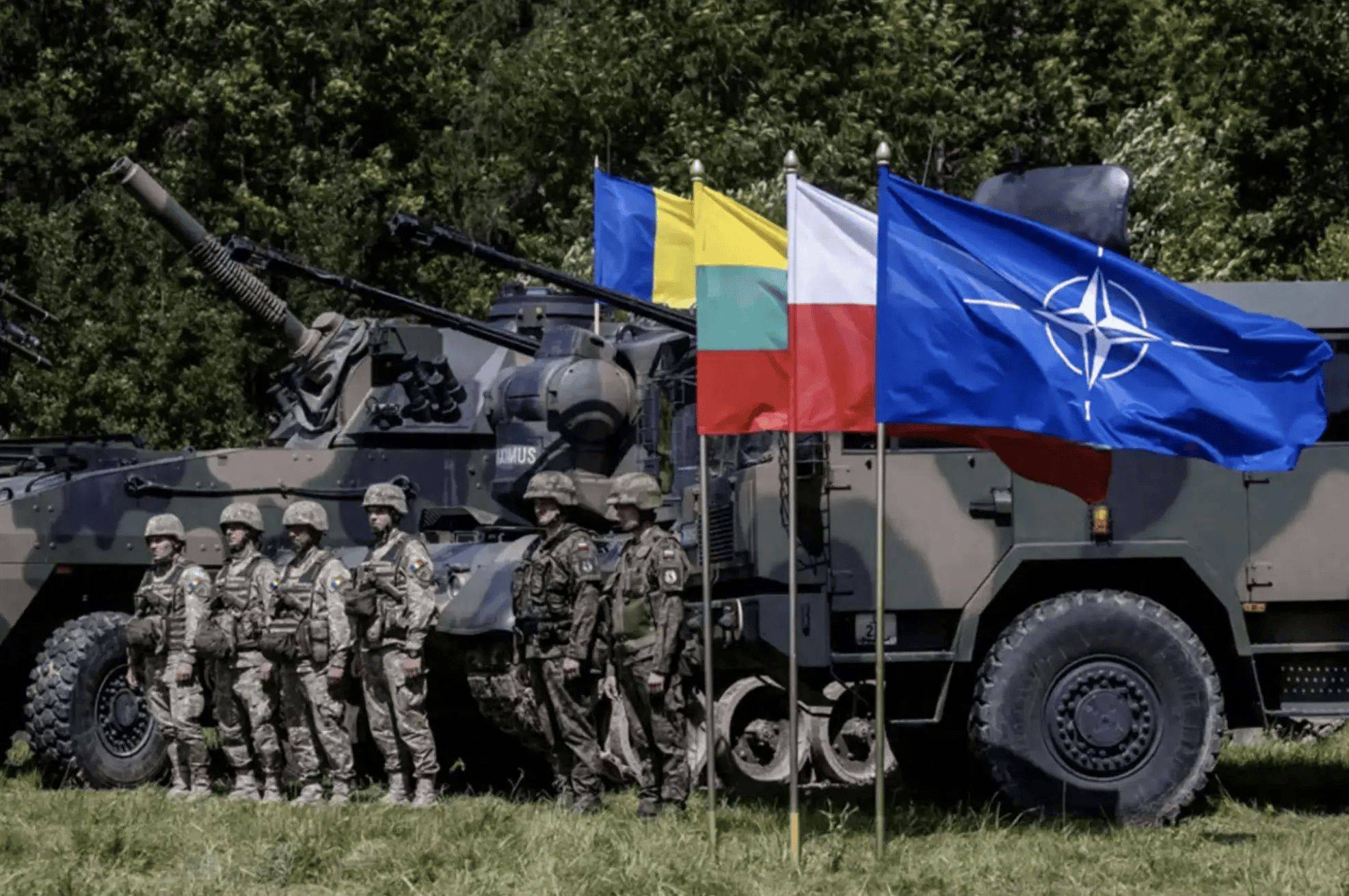 皇冠信用網注册开户_乌军袭击摧毁两艘俄罗斯油轮皇冠信用網注册开户,熊熊大火映红半边天,后果很严重