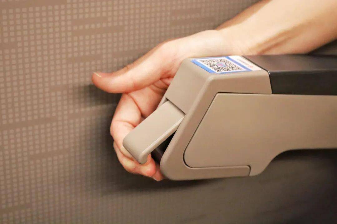 白俄罗斯超级联赛_这趟北京西往返深圳北的列车全是单间白俄罗斯超级联赛,国庆中秋假期加开!