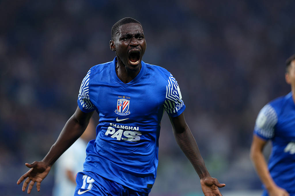 welcome皇冠注册_两轮不胜welcome皇冠注册!亚冠-阿苏埃破门+错失两单刀 申花疑遭漏判1-1蔚山