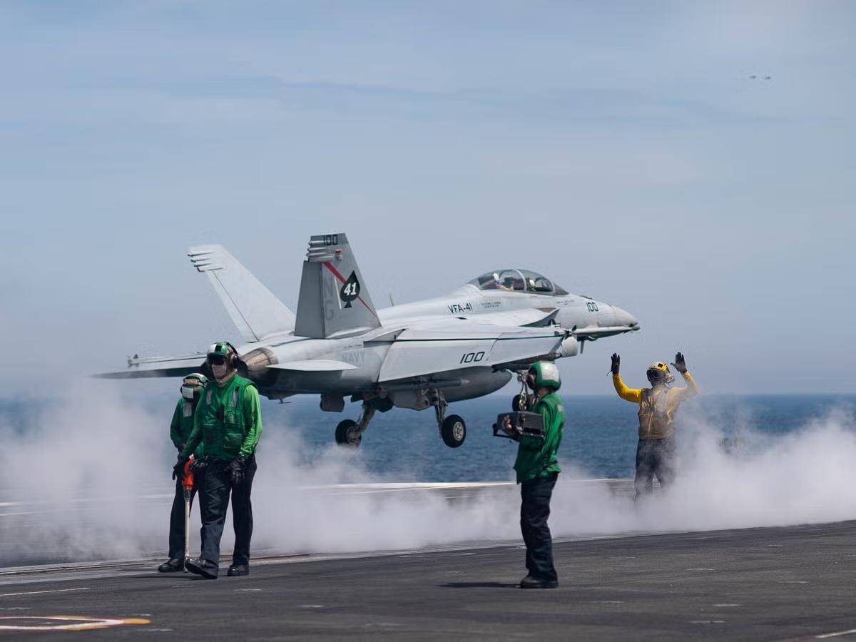 皇冠皇冠代理平台_变天了皇冠皇冠代理平台,美国媒体首次公开承认,美海军在舰载机领域被福建舰击败