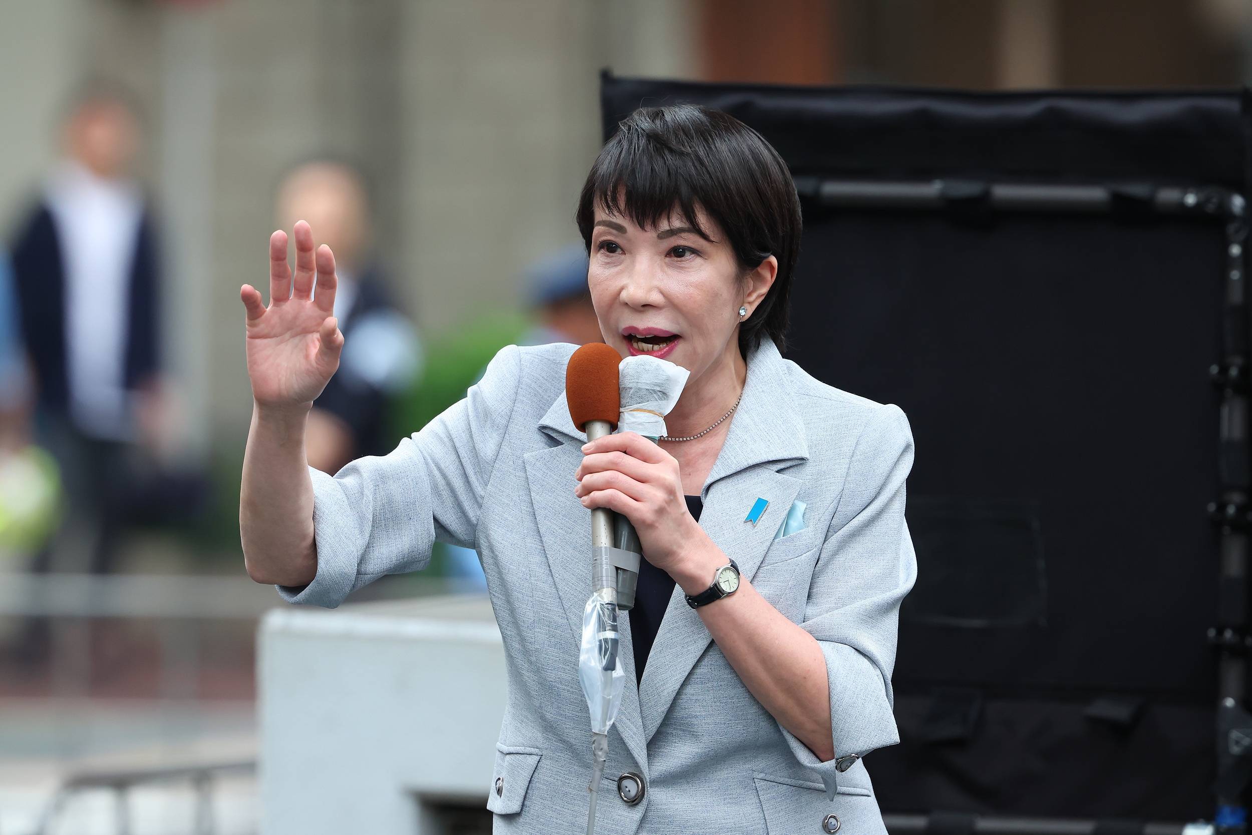 皇冠信用网_日本迎来第一位女首相皇冠信用网!高市早苗拿下自民党总裁选举