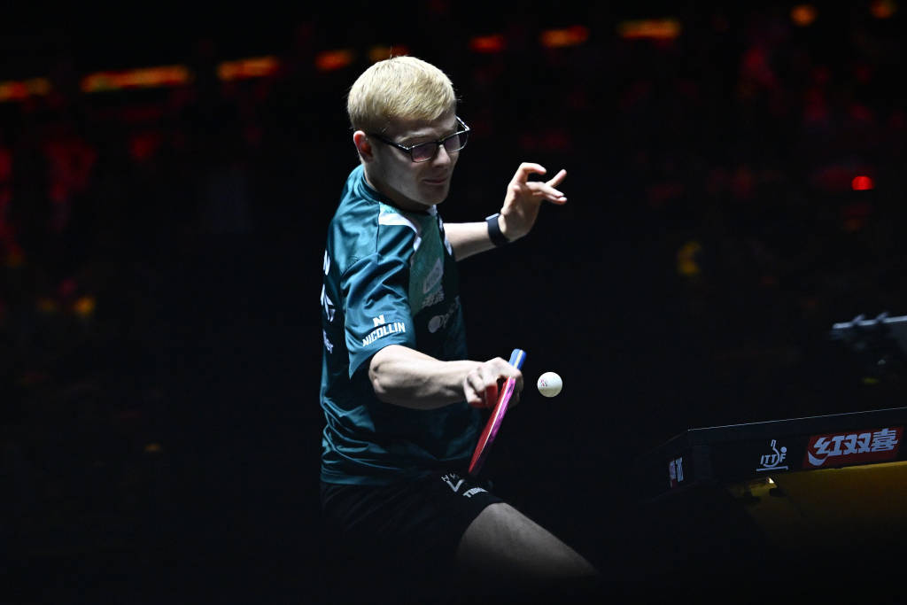 皇冠足球会员注册_王楚钦夺得中国大满贯男单冠军皇冠足球会员注册,加冕本届赛事“三冠王”