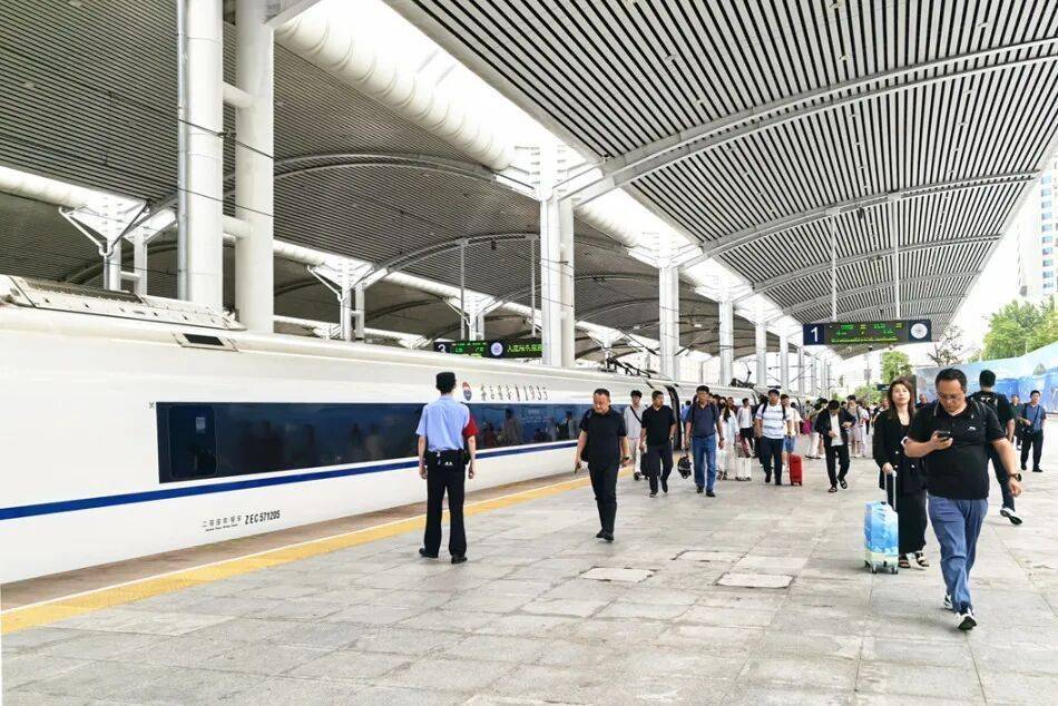 皇冠信用網会员开户申请_赶火车跑错车站?别着急皇冠信用網会员开户申请!速看这几个补救方案