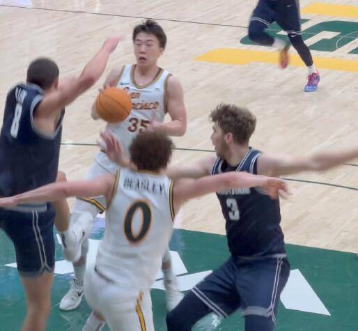 世界杯网址
_王俊杰23分刷新NCAA个人得分新高 赵维伦替补0得分