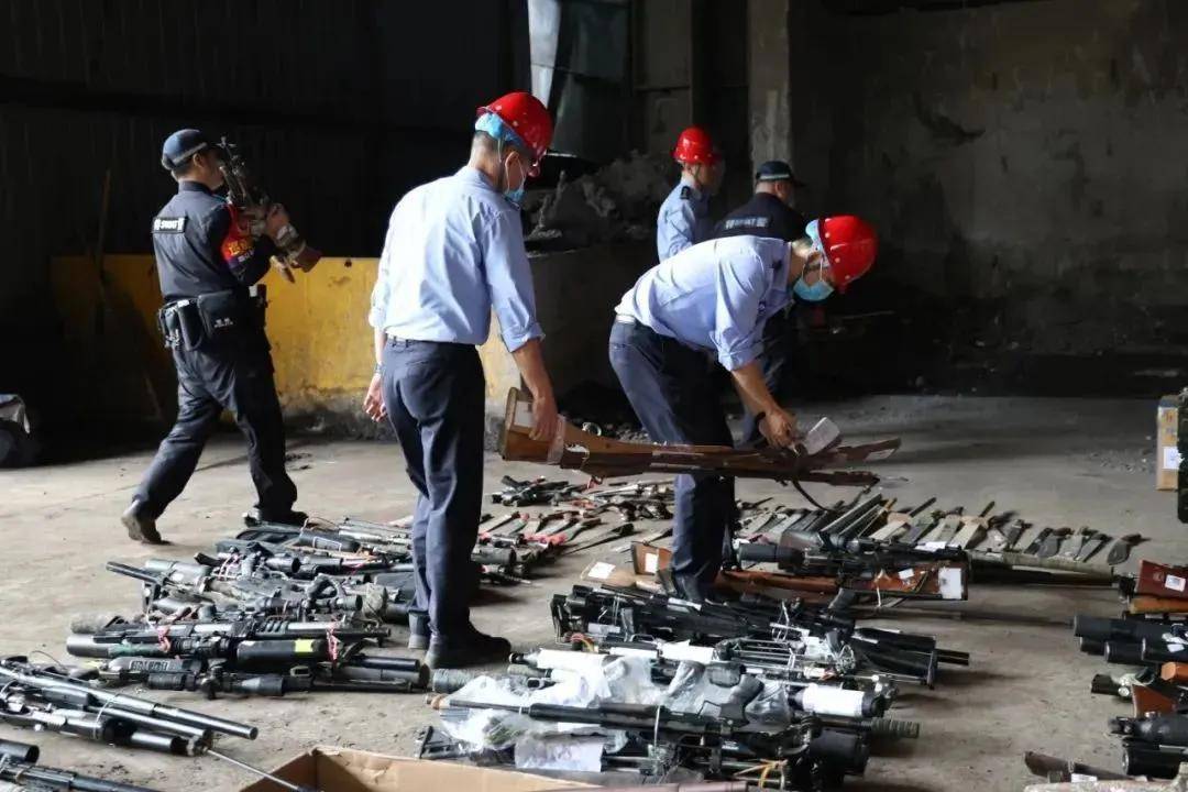 世界杯信用网正网
_头部中弹!近日安徽18岁男孩深夜遭遇枪击世界杯信用网正网
,枪是从哪来的?