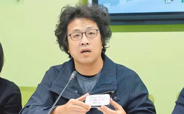 足球信用网开户
_大陆开始清算足球信用网开户
,12名“台独”被锁定!赖清德急了,赶紧喊话国民党