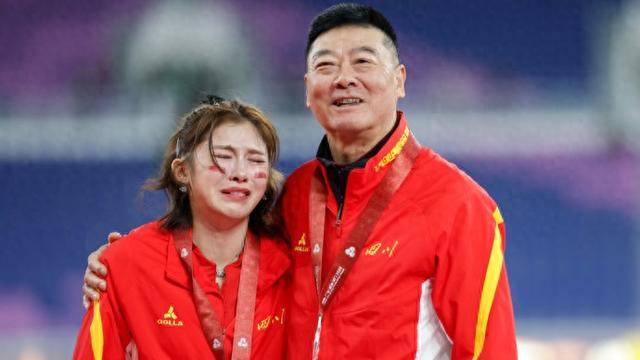 正版皇冠信用盘出租
_吴艳妮还是哭了：当她不再是100米栏赛道上唯一的“答案”正版皇冠信用盘出租
！