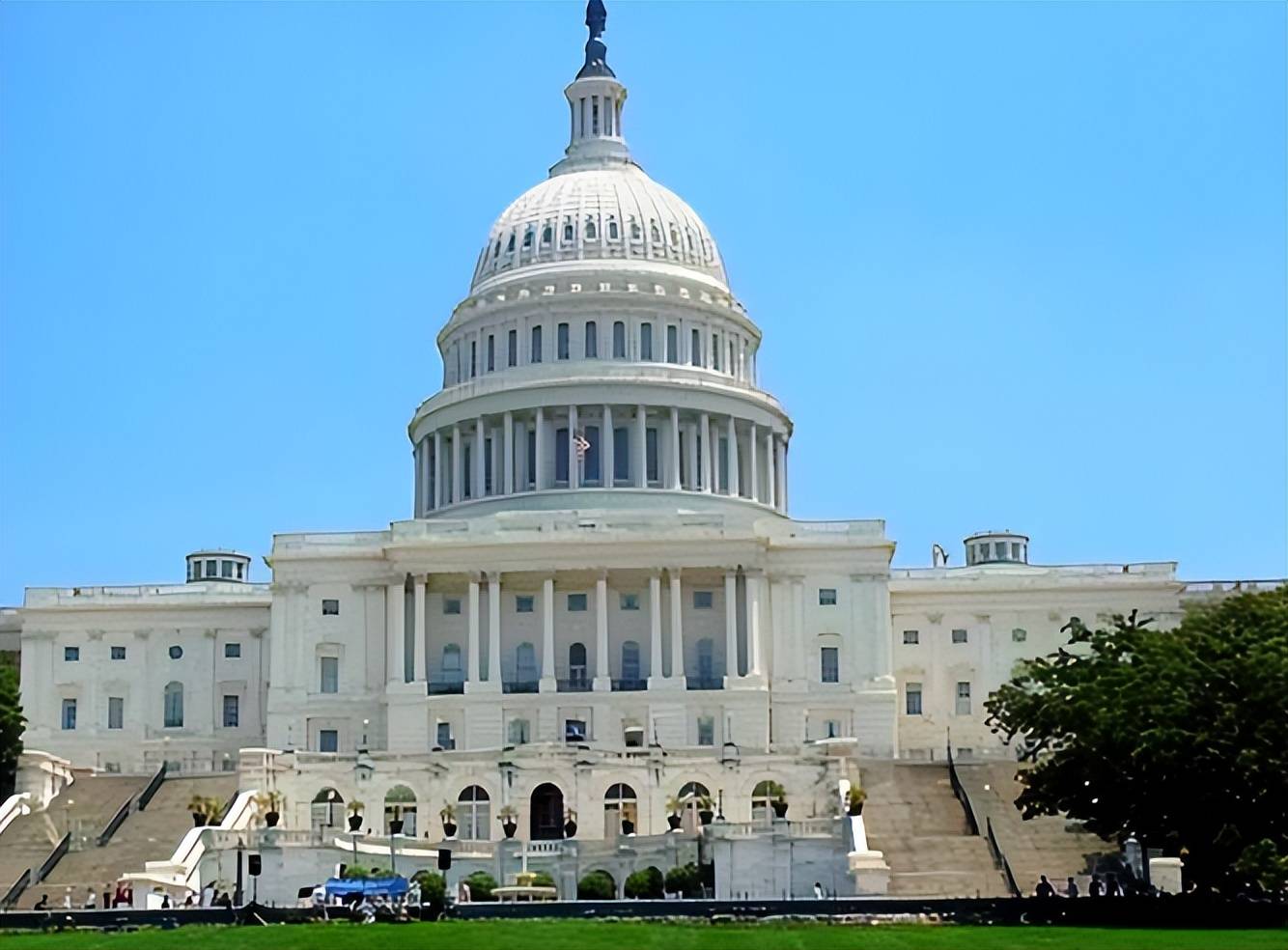 皇冠信用出租_结束了！泽连斯基发表全国讲话皇冠信用出租，28条砍至19条换和平，乌克兰人狂欢：终于不用提心吊胆