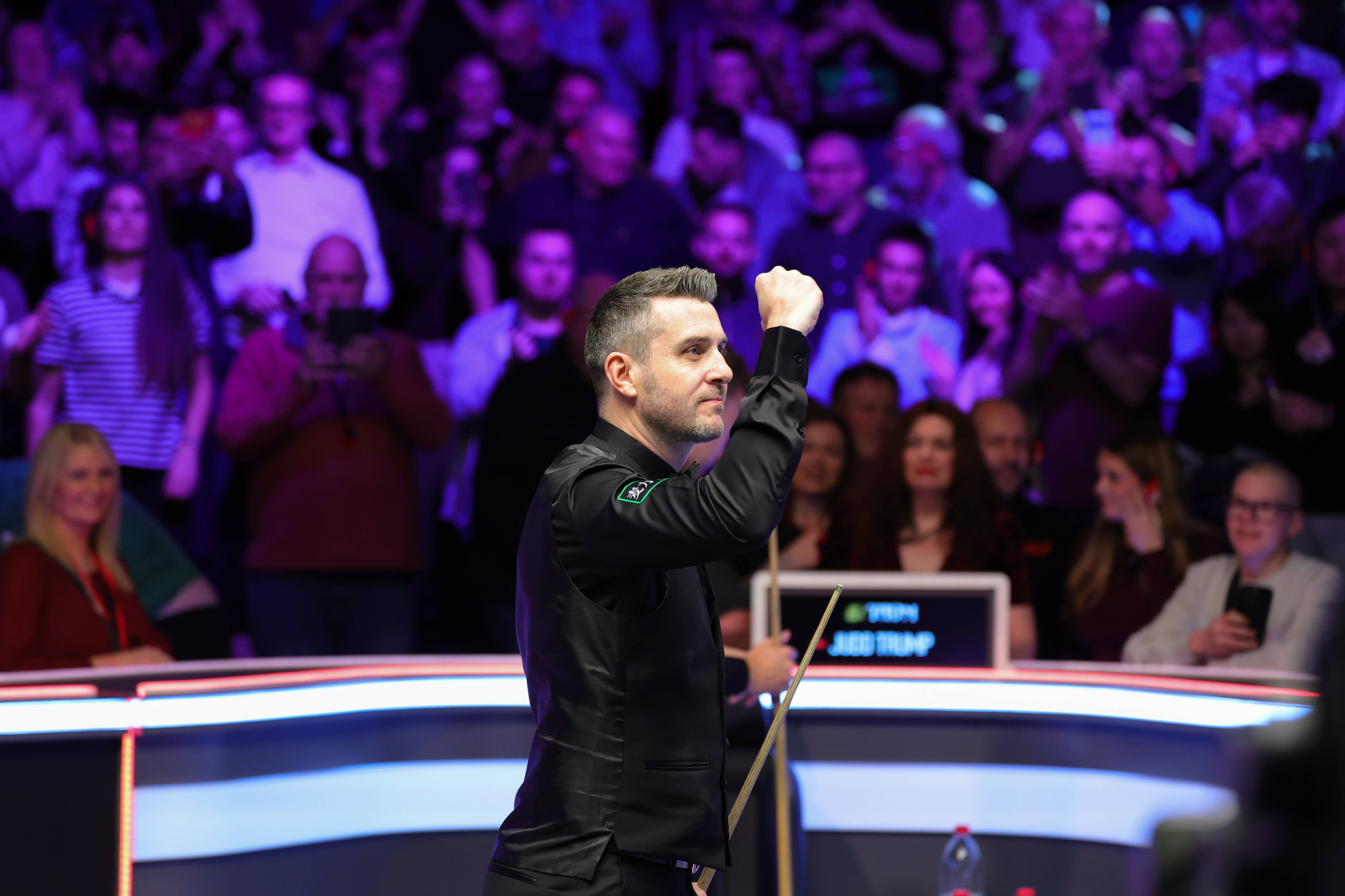 皇冠信用代理流程_斯诺克英锦赛 | 塞尔比击败特鲁姆普夺冠