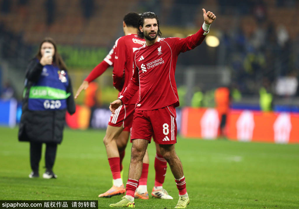 利斯菲体育会PE vS 尤文都德RS
_观战台:阿森纳巴萨拜仁遭遇弱旅 阿隆索迎帅位生死战