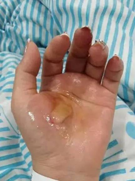 NBA美国职业篮球联赛
_滚烫的水NBA美国职业篮球联赛
,从头流到脚!今晚洗澡前紧急提醒!