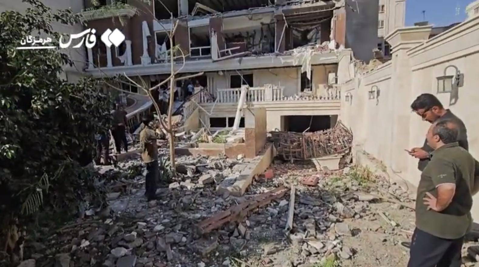 皇冠信用网登3代理_虚惊一场!两架大运从中俄返回皇冠信用网登3代理,伊朗多起大爆炸,以色列紧急澄清