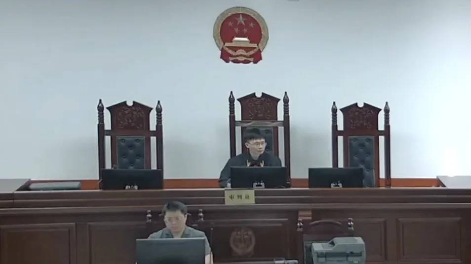 皇冠信用网开户_广西女子捡到手机藏了4个月皇冠信用网开户,失主通过Wi-Fi定位找上门