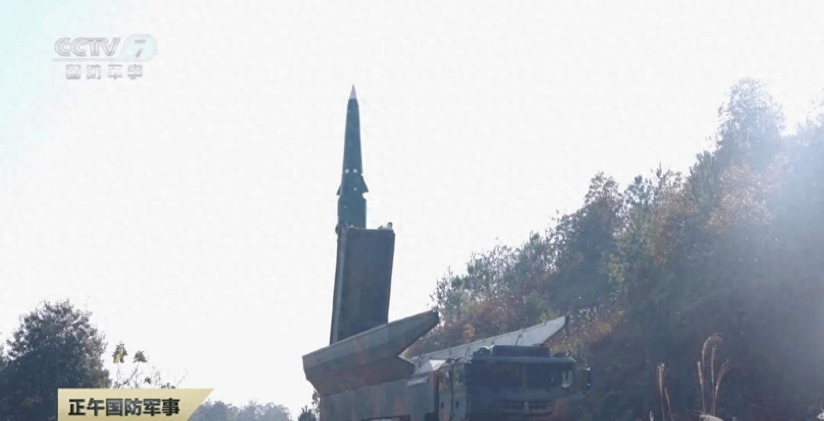 皇冠登一登二登三区别
_美媒:伊朗航母被击沉后皇冠登一登二登三区别
,东风17升级版亮剑,美军承认无法被拦截