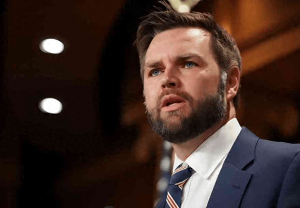 皇冠信用网会员开户_美下届总统已无悬念?对华态度更强硬皇冠信用网会员开户,万斯或决定“急流勇退”?