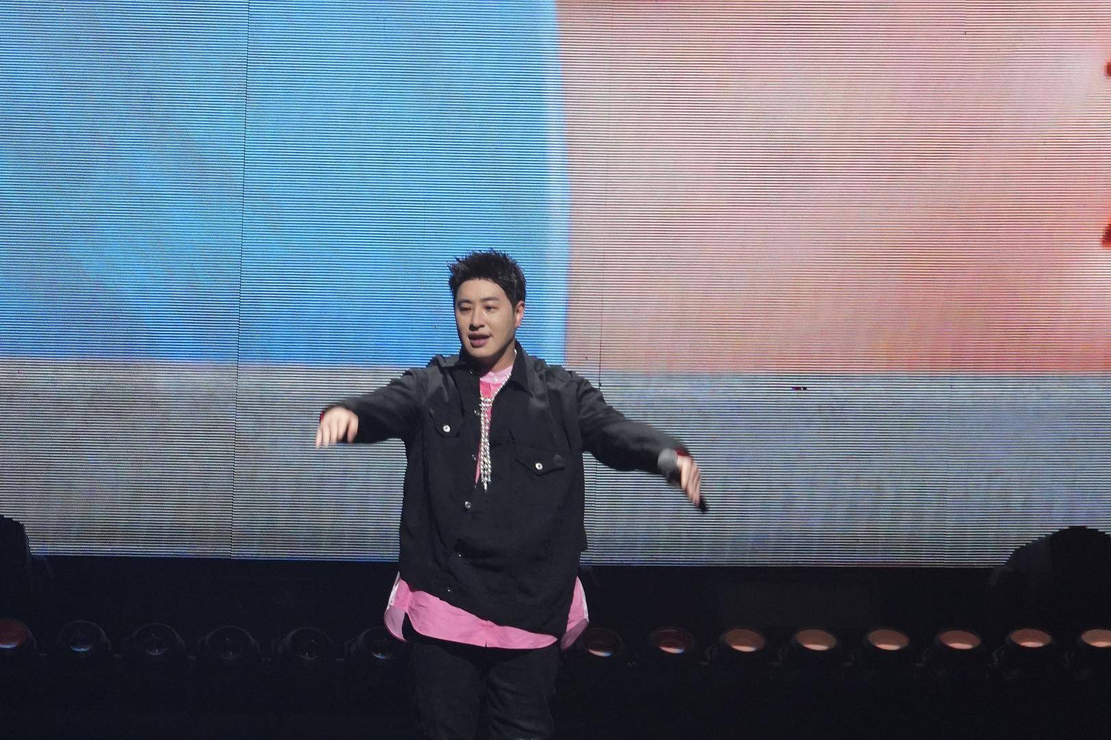 皇冠信用网会员账号_潘玮柏在成都一顿吃了5碗面皇冠信用网会员账号,网友:太会吃了