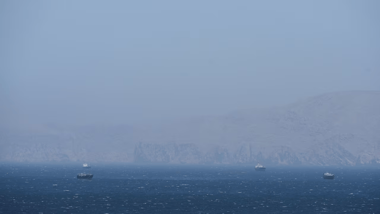 皇冠信用网怎么代理_伊朗关闭霍尔木兹海峡 指责以色列违反停火协议