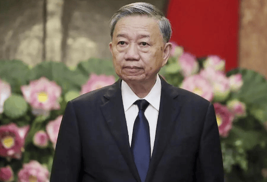 皇冠信用网会员开户_局势恶化!中方接到消息皇冠信用网会员开户,日本专机将飞越南,高市早苗对华摊牌了