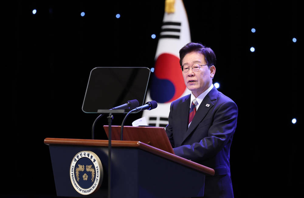 皇冠正网
_韩国追缴亲日反民族行为者财产;特朗普发布与金正恩合影皇冠正网
,重申与其“相处得非常好”|新黄河·环球午报