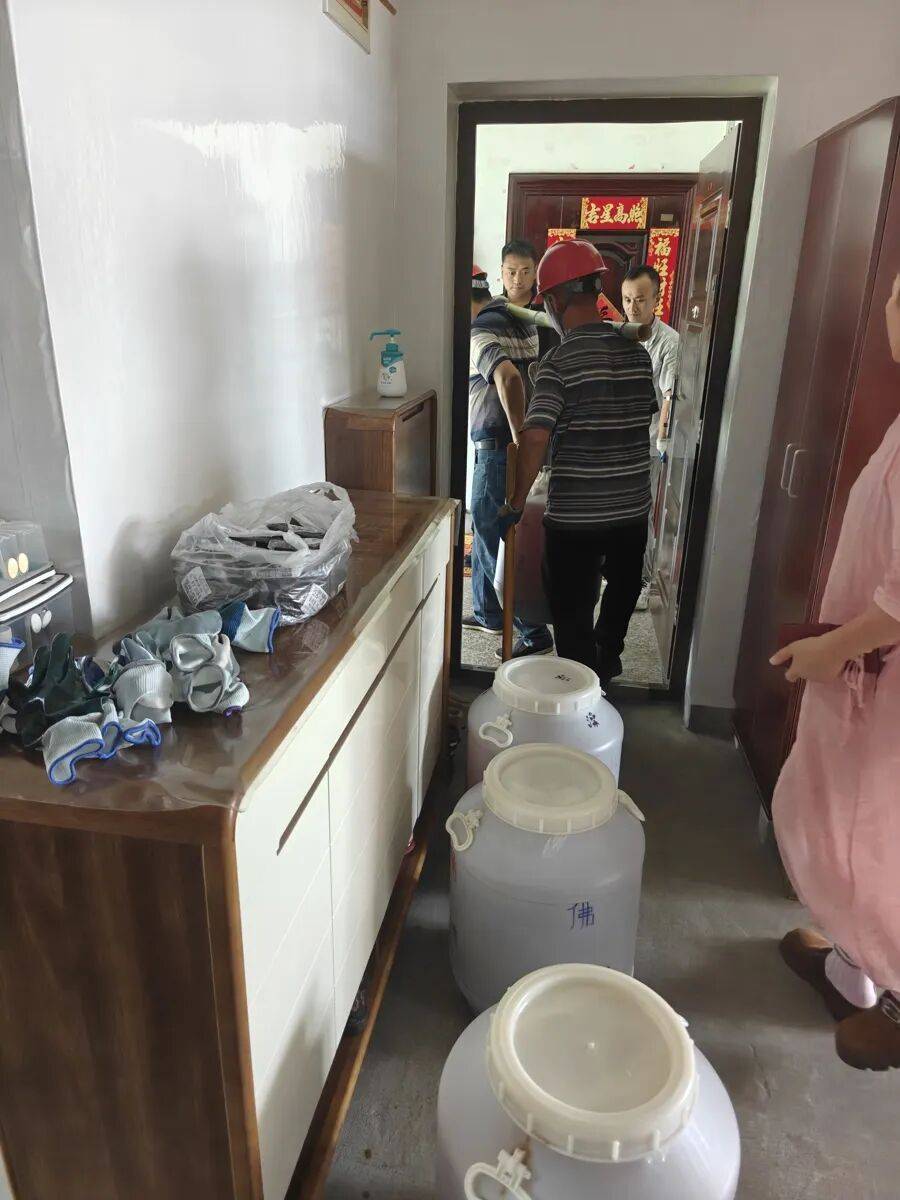 墨西哥超级联赛-特别投注
_上海一女子沉迷自制酵素12年墨西哥超级联赛-特别投注
,75公斤一桶堆满屋,邻居慌了:楼板扛得住吗?